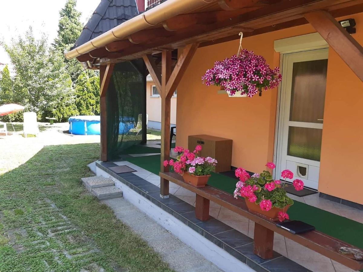 Sueti Nyaralo Villa Balatonmáriafürdő Exterior foto