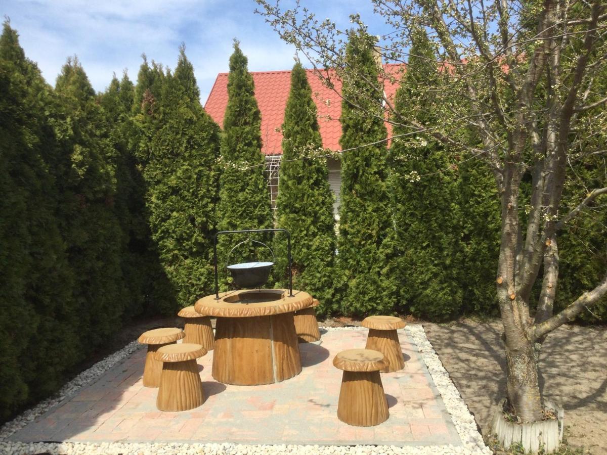 Sueti Nyaralo Villa Balatonmáriafürdő Exterior foto